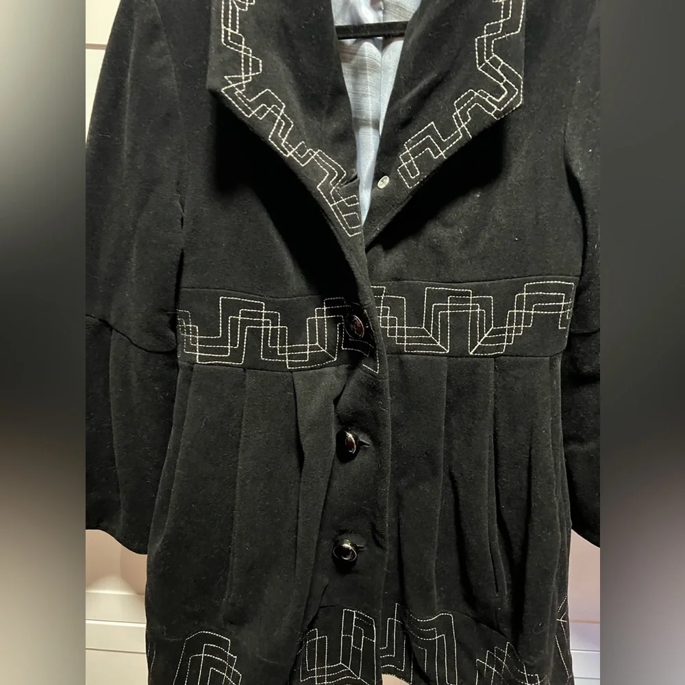 Black Embroidered Women's Jermikko wool coat